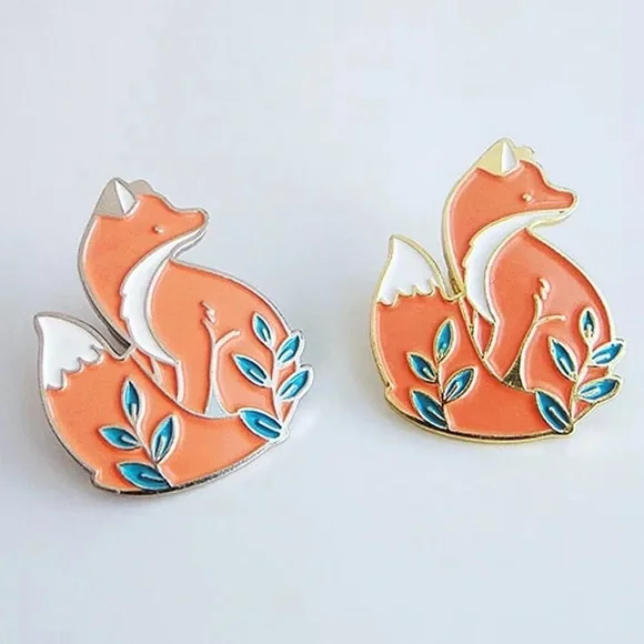 1 LEFT‼️ Set of 2 Matching Fox Pins Enamel Gold Silver Metal Brooch Pair Foxes - Picture 3 of 12